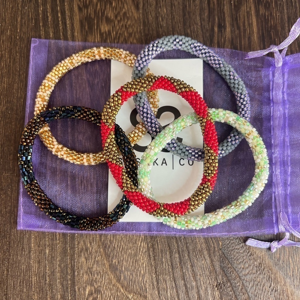 Sashka Co Beaded Bracelets Set of 5 B11